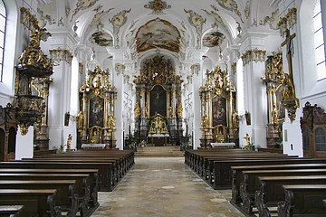 Klosterkirche Heilig Kreuz in Bergen